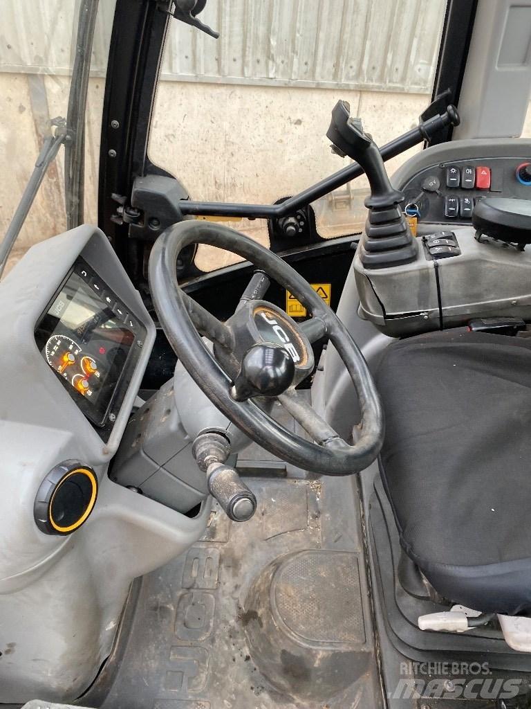 JCB TM 320 S Teleskoplader für Landwirtschaft