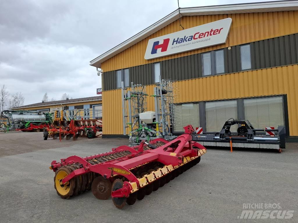 Väderstad CR400 Scheibeneggen