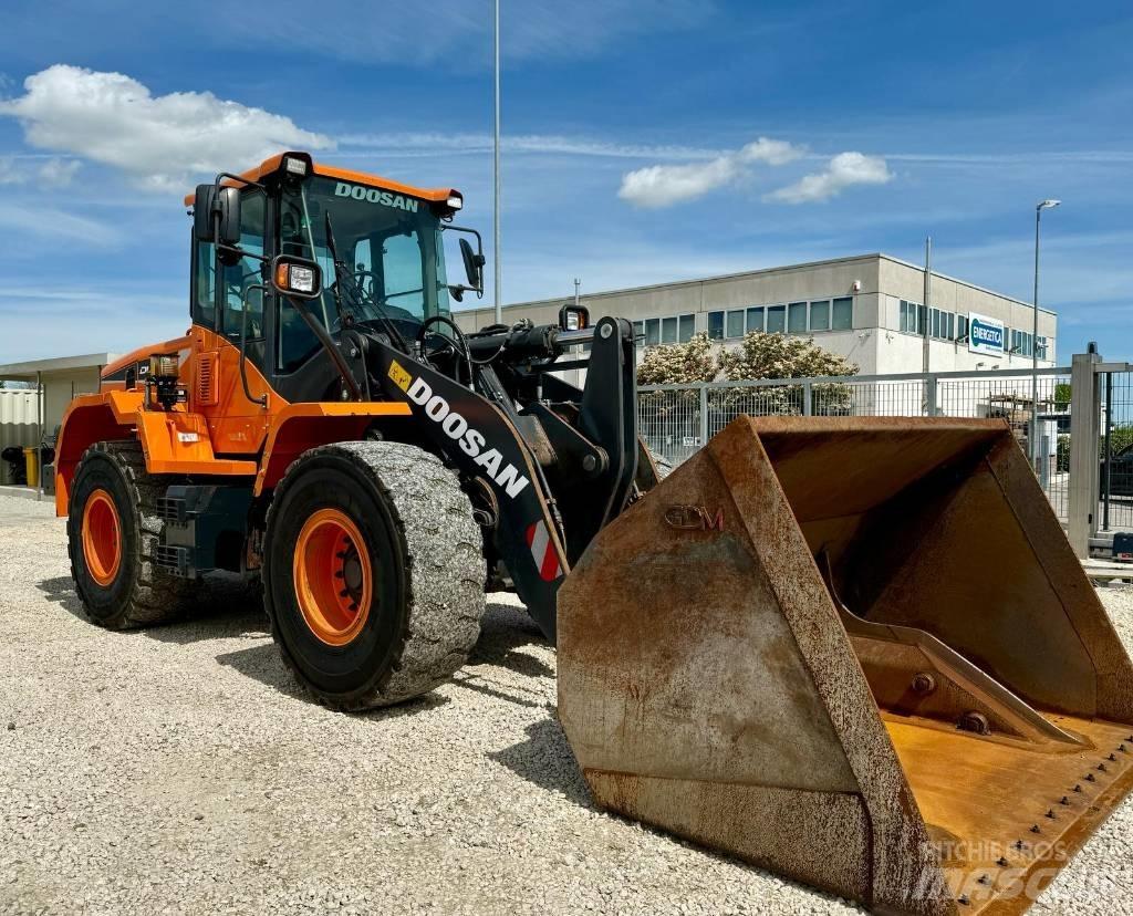 Doosan DL 250-5 Radlader