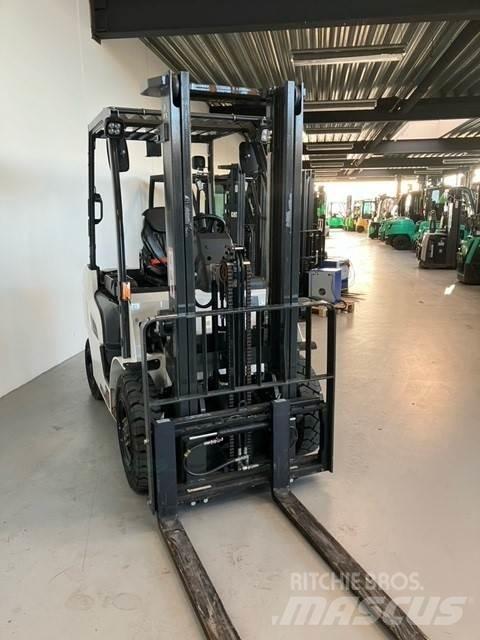 Mitsubishi FD25N3 Diesel heftrucks