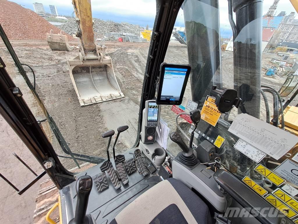 CAT 374FL Raupenbagger