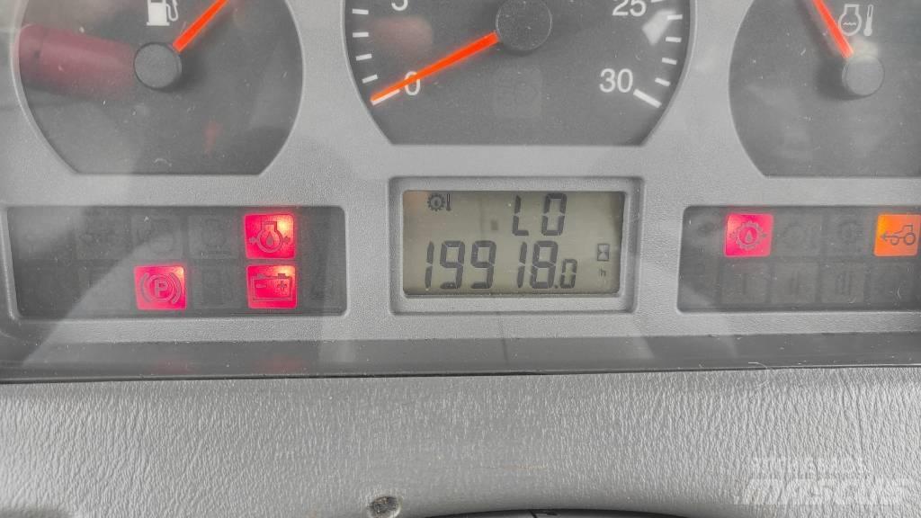 Valtra T170 Traktoren