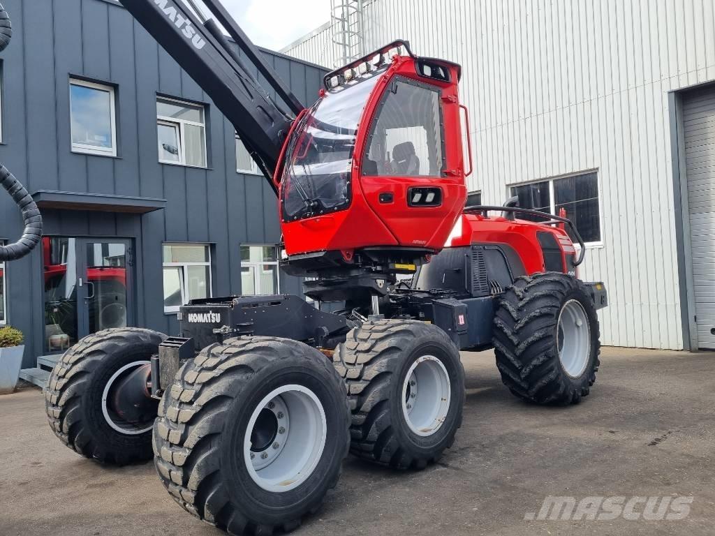 Komatsu 901 Harvester