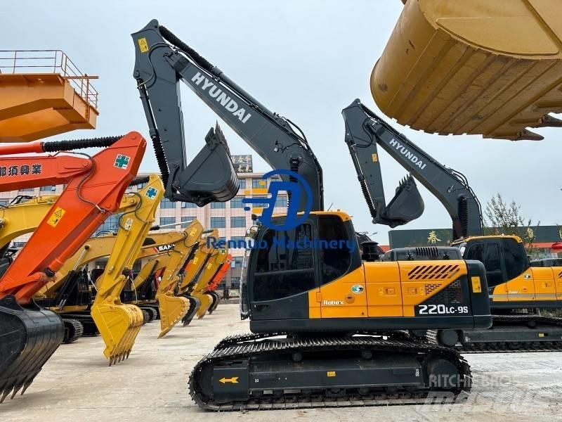 Hyundai R220LC-9S Raupenbagger