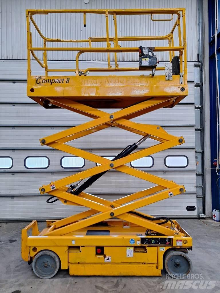 Haulotte Compact 8 Scheren-Arbeitsbühnen
