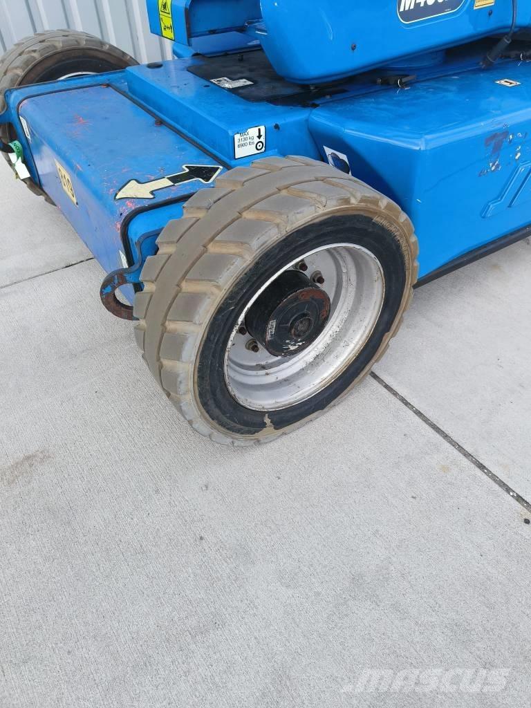 JLG M 450 AJ Gelenkteleskoparbeitsbühnen