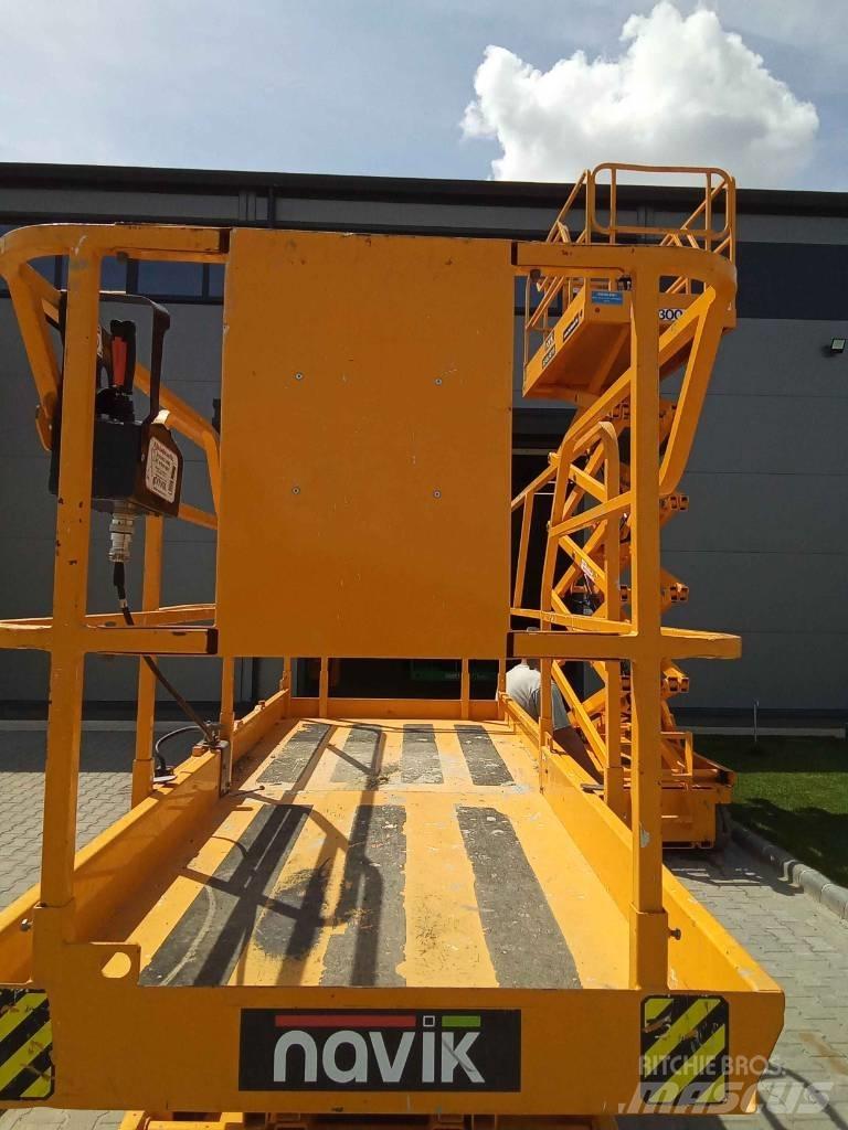 Haulotte Compact 12 Scheren-Arbeitsbühnen