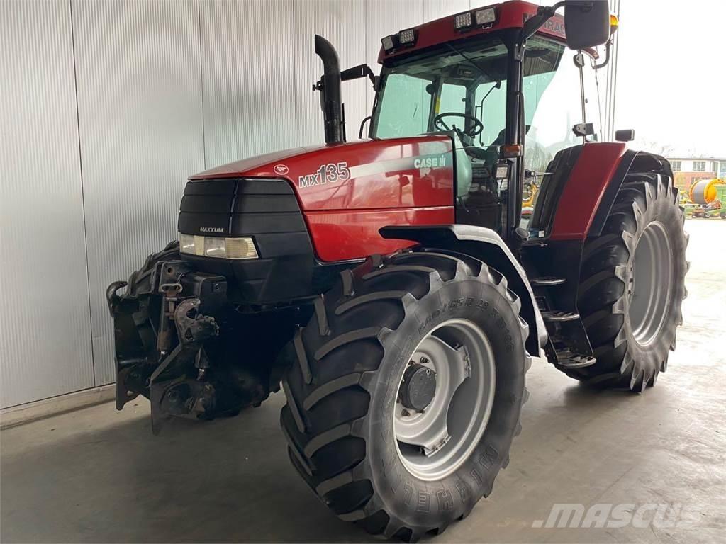 Case IH MX 135 Traktoren