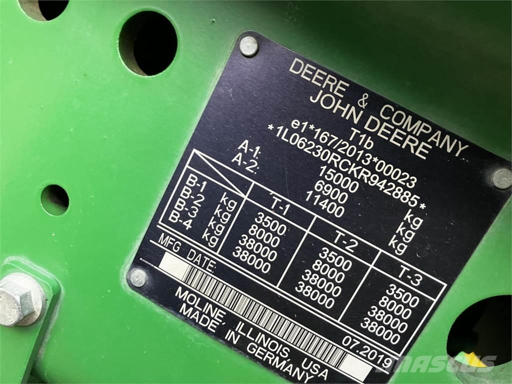 John Deere 6230R Traktoren