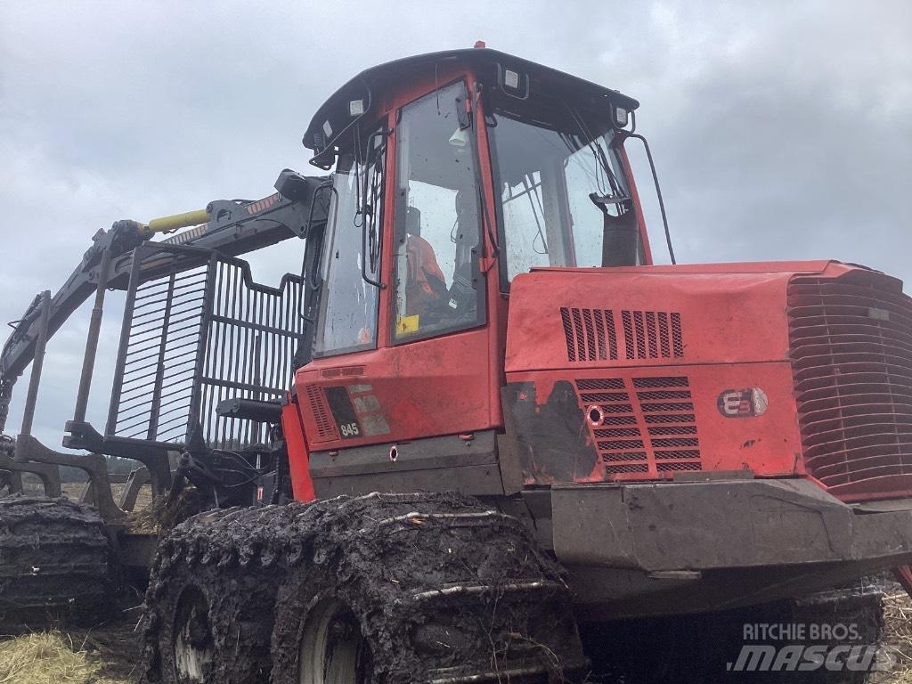 Komatsu 845 Forwarder