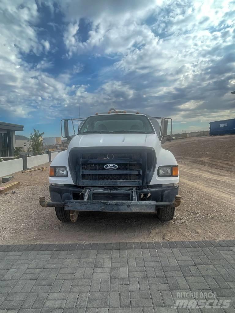 Ford F 750 XLT Wassertanker