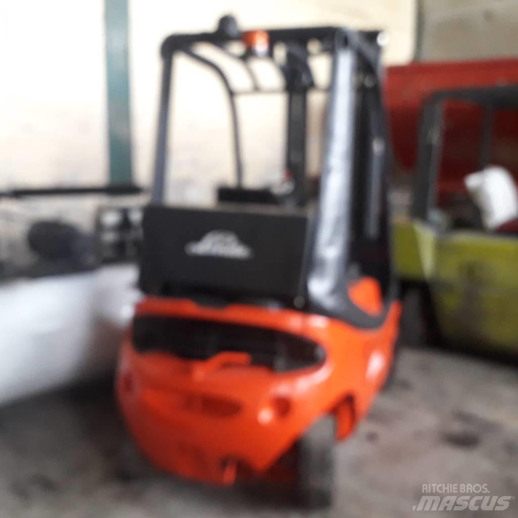 Linde H18d Schubmaststapler