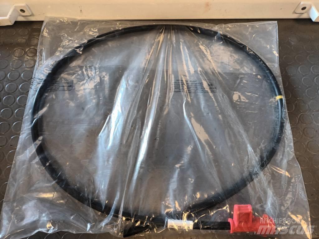Volvo PIPE 21872077 Transport Sonstige