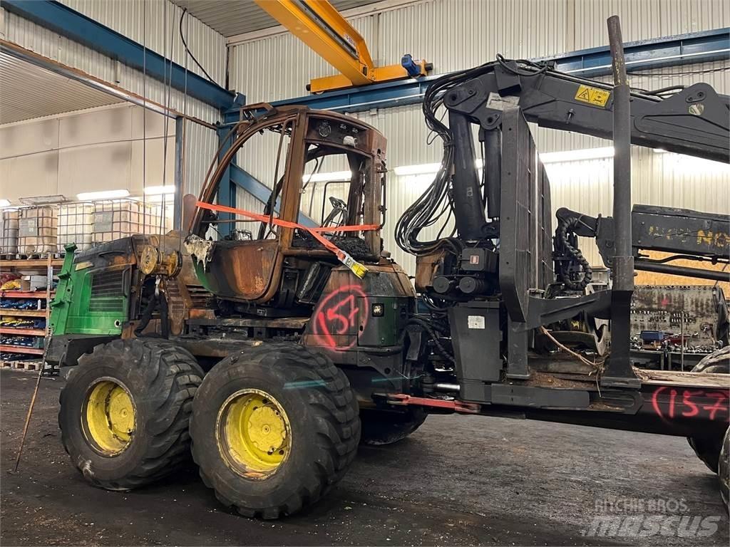 John Deere 1210E Forwarder