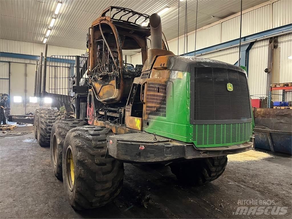 John Deere 1210E Forwarder