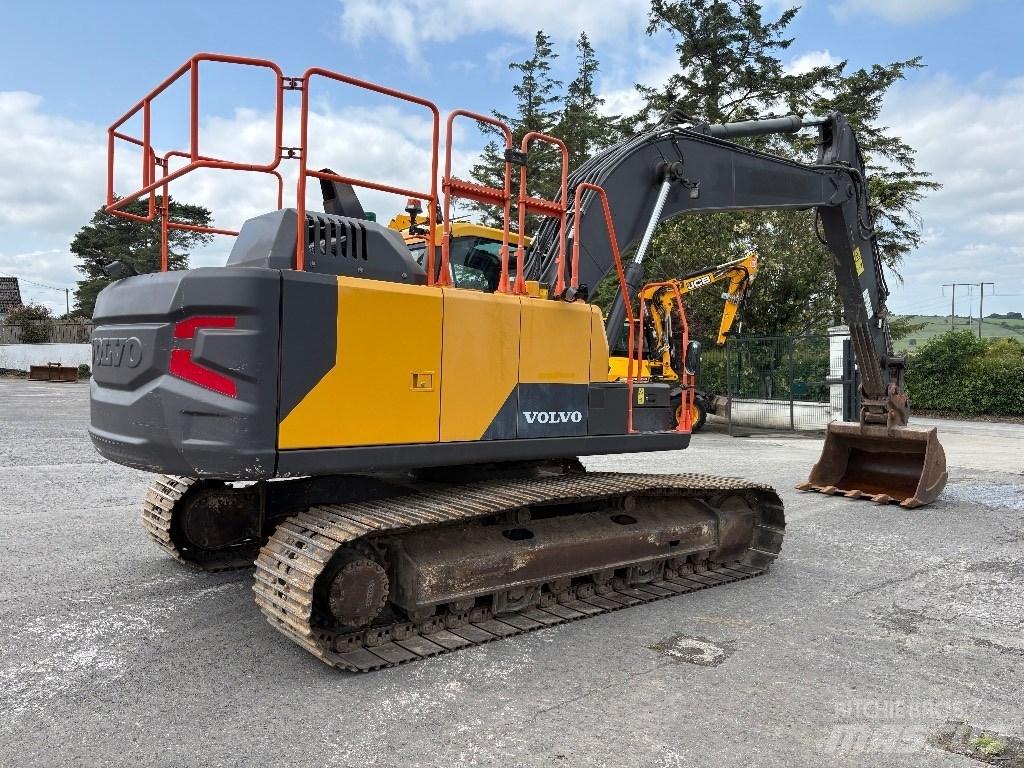 Volvo EC 200 Raupenbagger