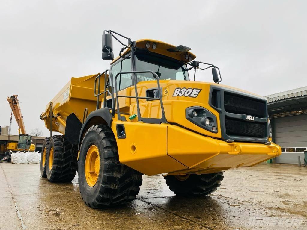 Bell B 30 E Dumper - Knickgelenk