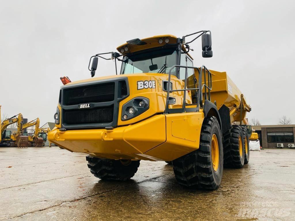Bell B 30 E Dumper - Knickgelenk