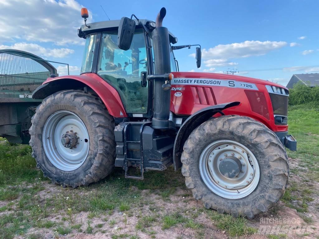 Massey Ferguson 7726 Traktoren