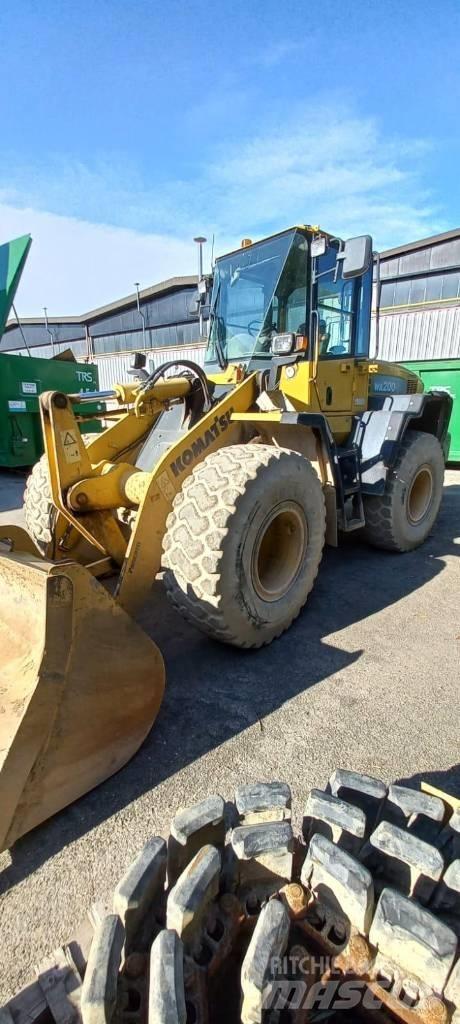 Komatsu WA 200 PT-5 Radlader