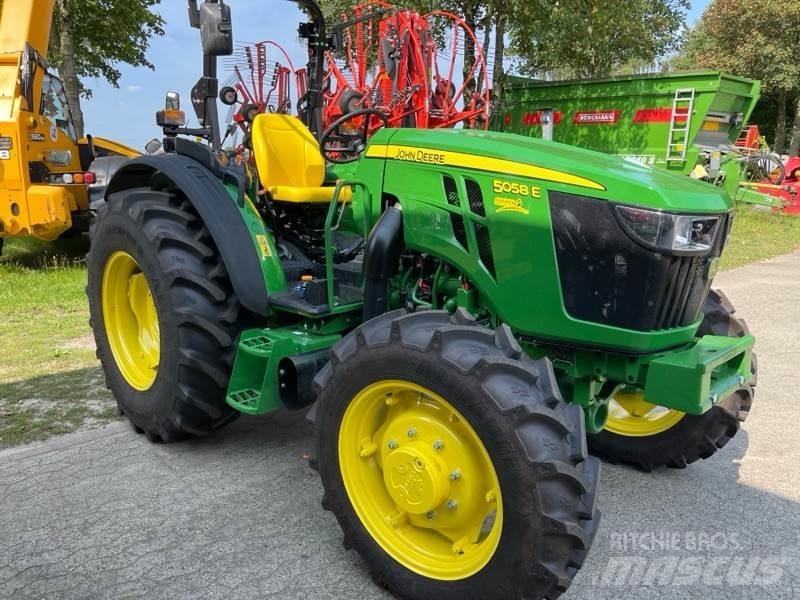 John Deere 5058E Traktoren