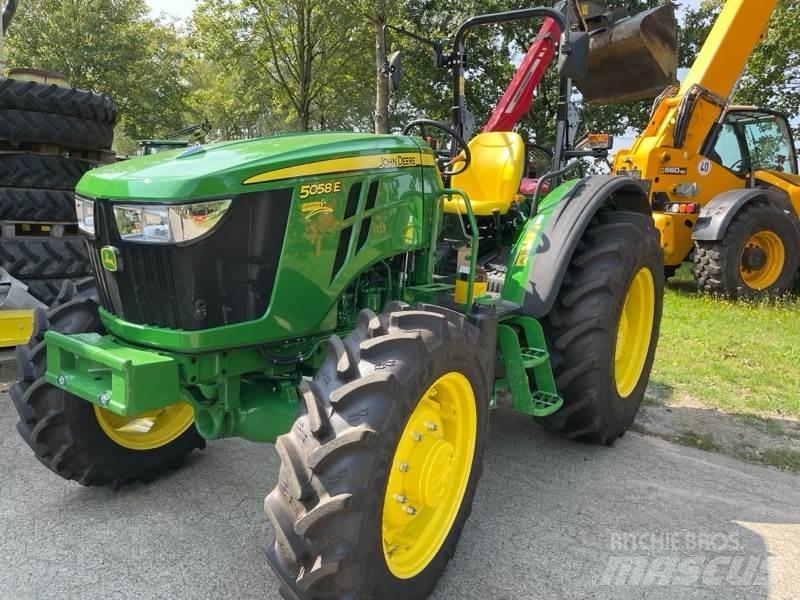 John Deere 5058E Traktoren