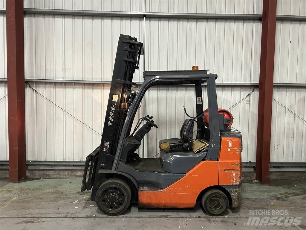 Toyota 8FGCU30 LPG heftrucks