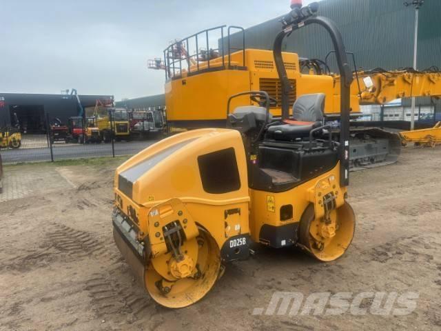 Volvo DD 25 B Tandemwalzen