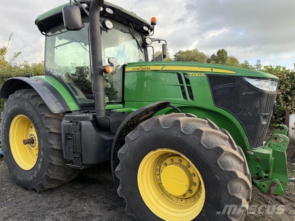 John Deere 7230 R Traktoren