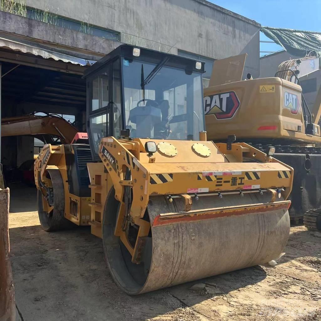 Sany STR 130 C-8S Tandemwalzen