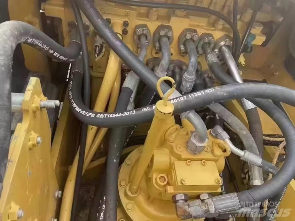CAT 320 D Raupenbagger