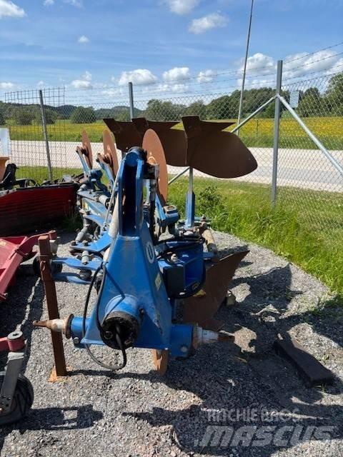 Överum BX 3875H Wendepflüge