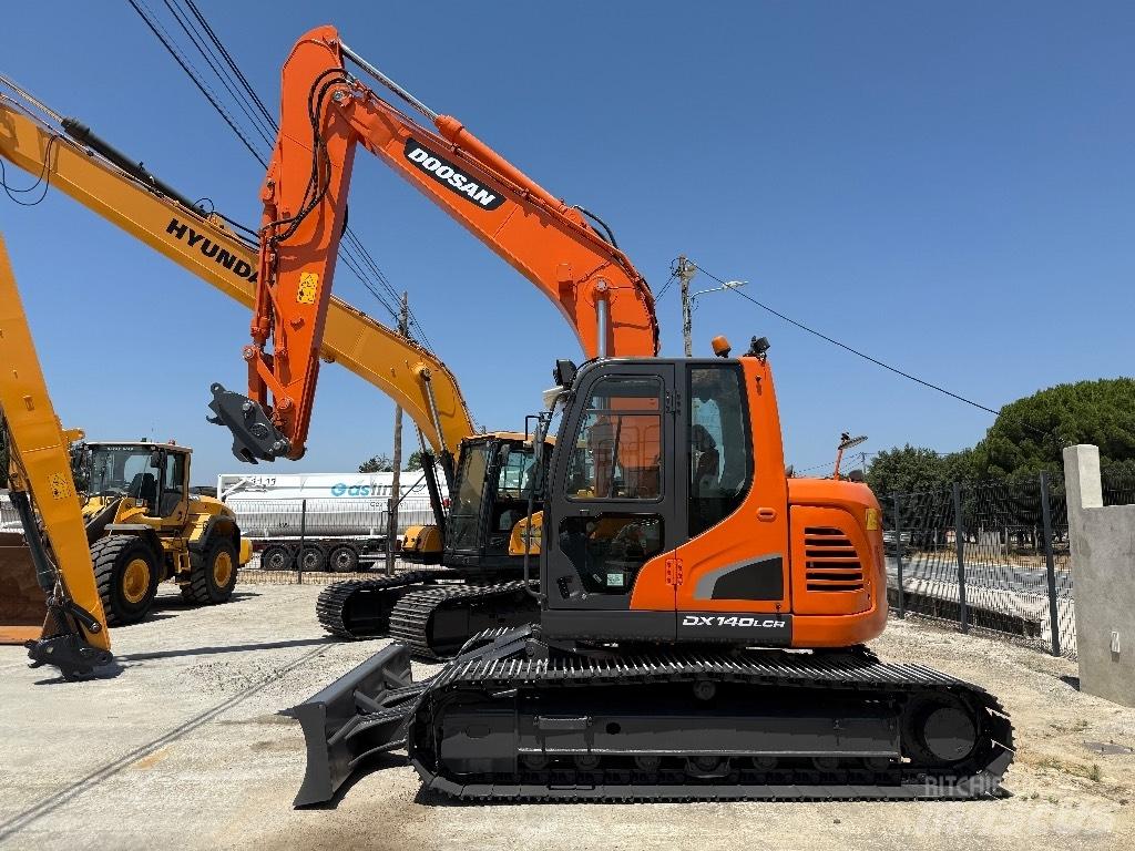  Dossan DX140LCR Raupenbagger