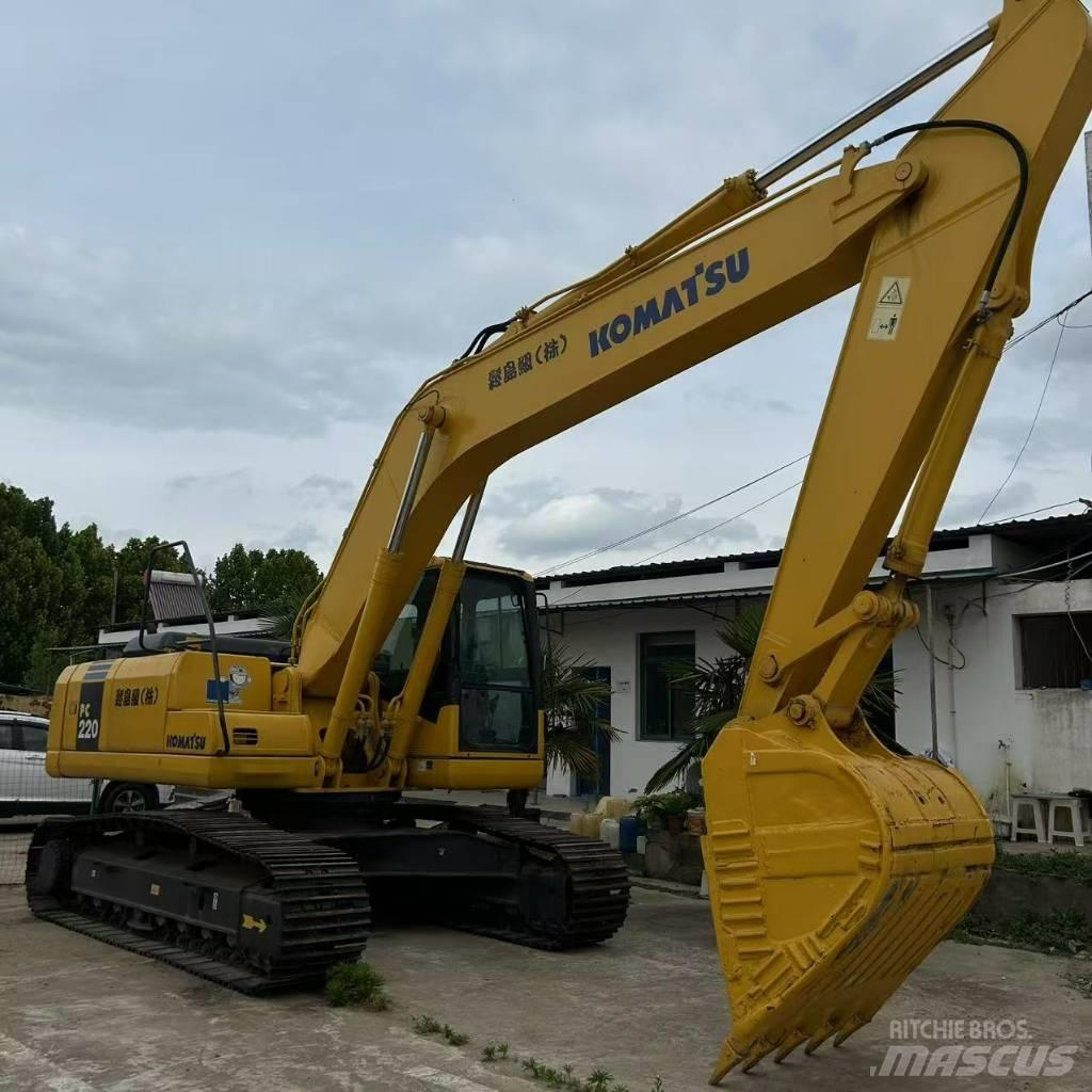 Komatsu 220-7 Raupenbagger