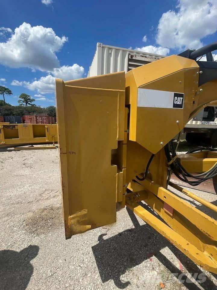 CAT 140 M 2 Grader