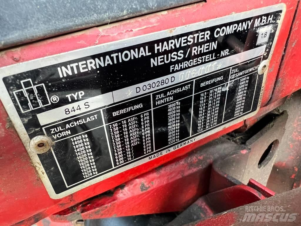 International 844xl Traktoren