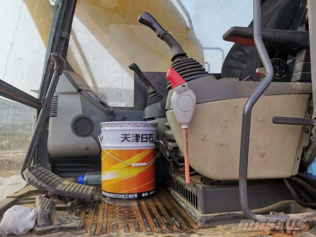 Komatsu PC 220-8 Raupenbagger