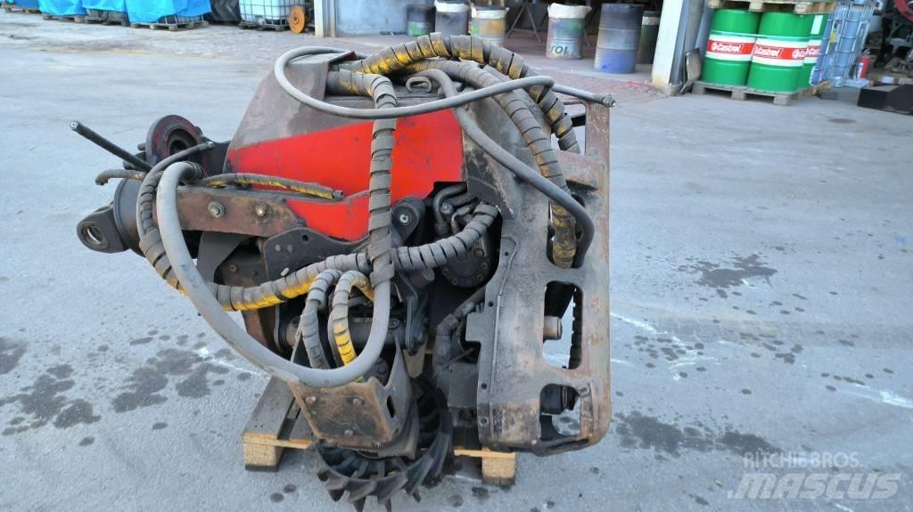Komatsu 350 Harvester