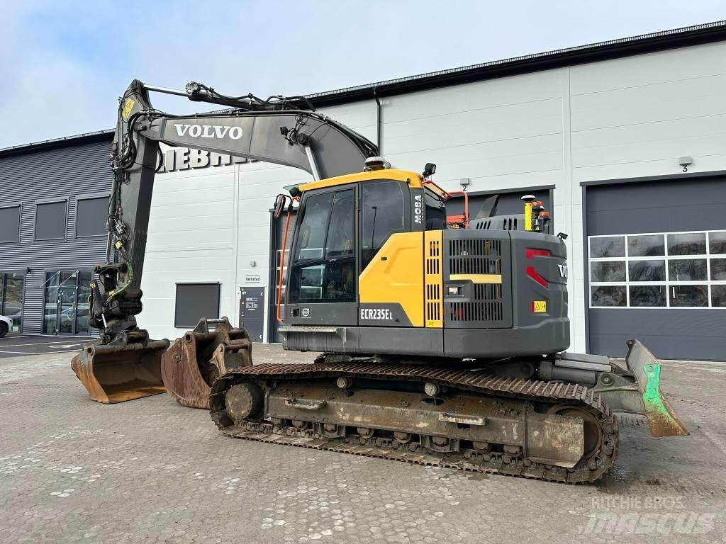 Volvo ECR 235 E LC Raupenbagger