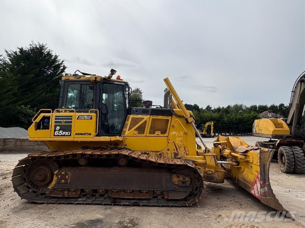 Komatsu D65PXI-18 Bulldozer