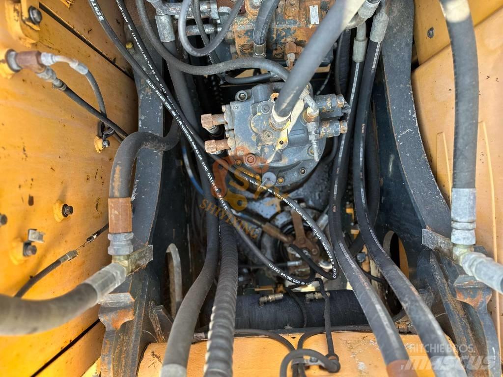 Hyundai 225 Raupenbagger