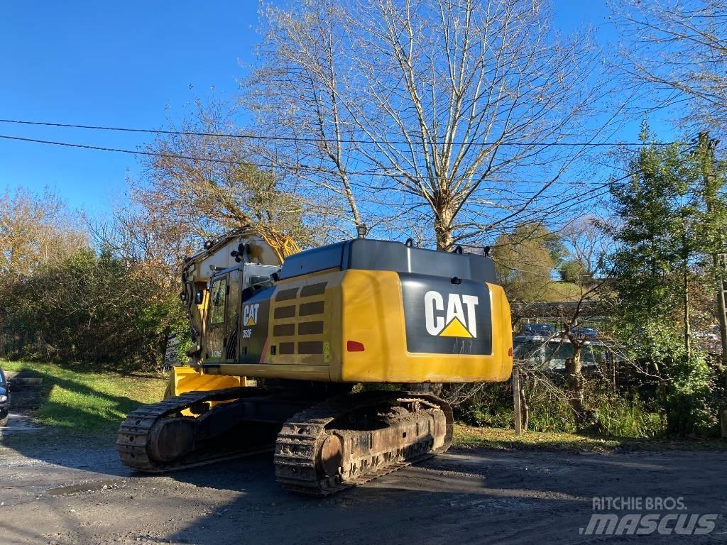 CAT 352 F Raupenbagger