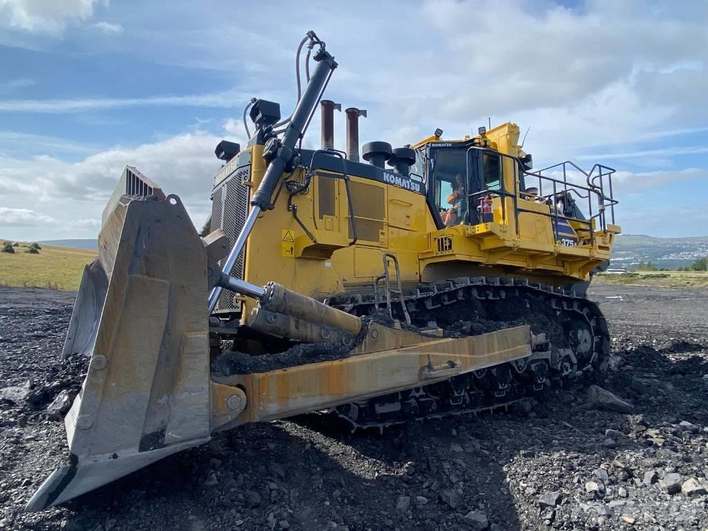 Komatsu D 375 A-8 Bulldozer