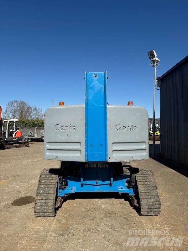 Genie S 45 Trax Teleskopbühnen
