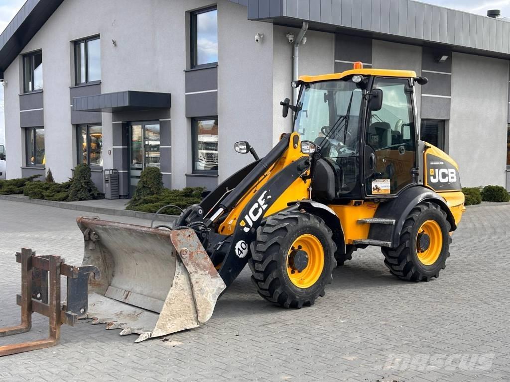 JCB 409 Teleskoplader für Landwirtschaft