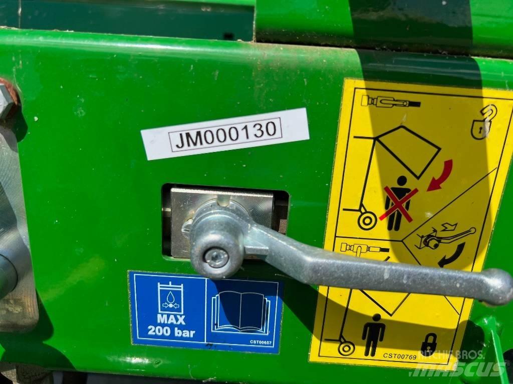 McHale F 5500 Rundballenpressen