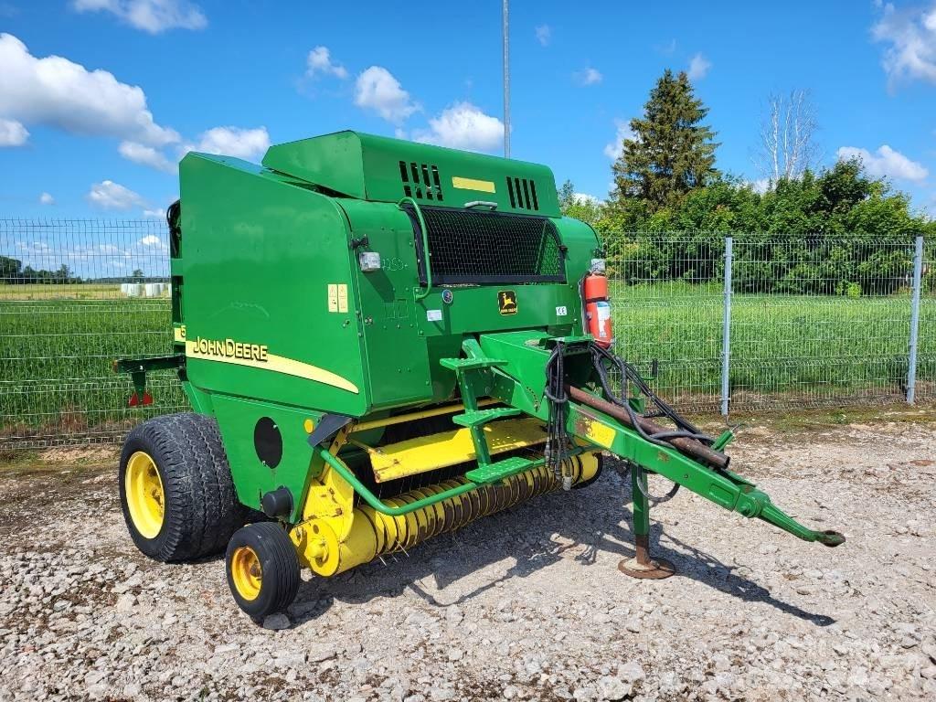 John Deere 578 Rundballenpressen