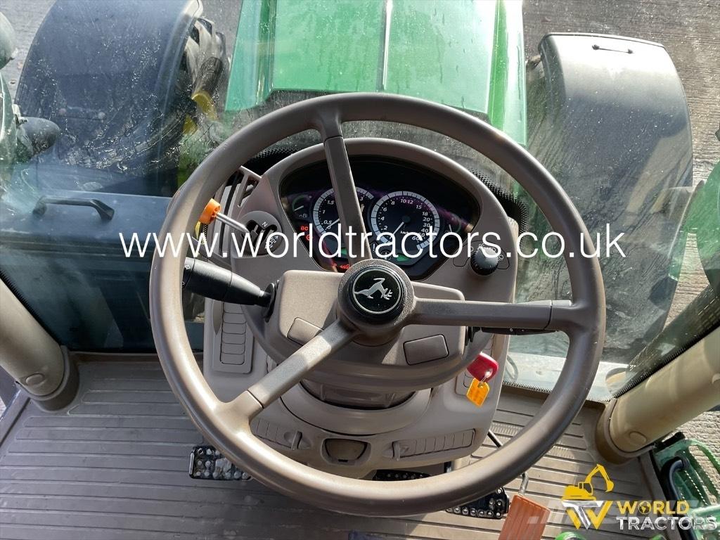 John Deere 6150 R Traktoren