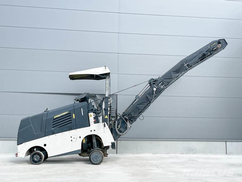 Bomag BM 500/15-2 Asphaltfräsen