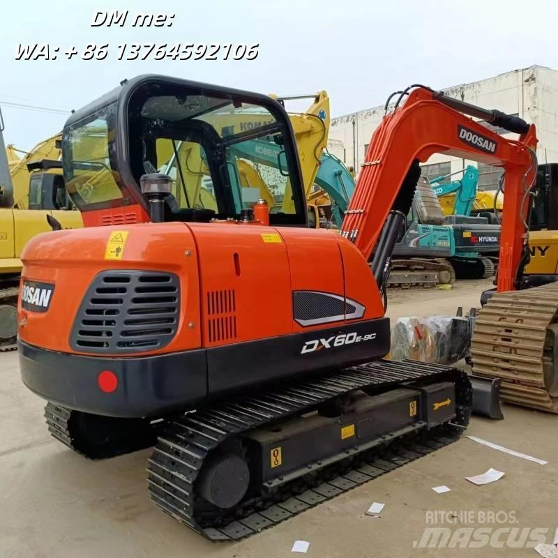 Doosan DX60 Raupenbagger